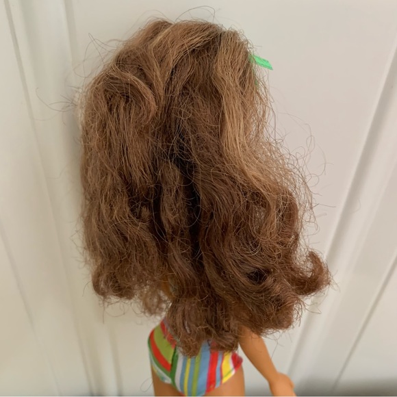Mattel - My Scene - 2005 Miami Getaway - Madison Doll + Swimsuit - Picture 6 of 6